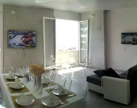 Casa Vacanze Vista Mare Via Villini 6 Holiday home Gallipoli
